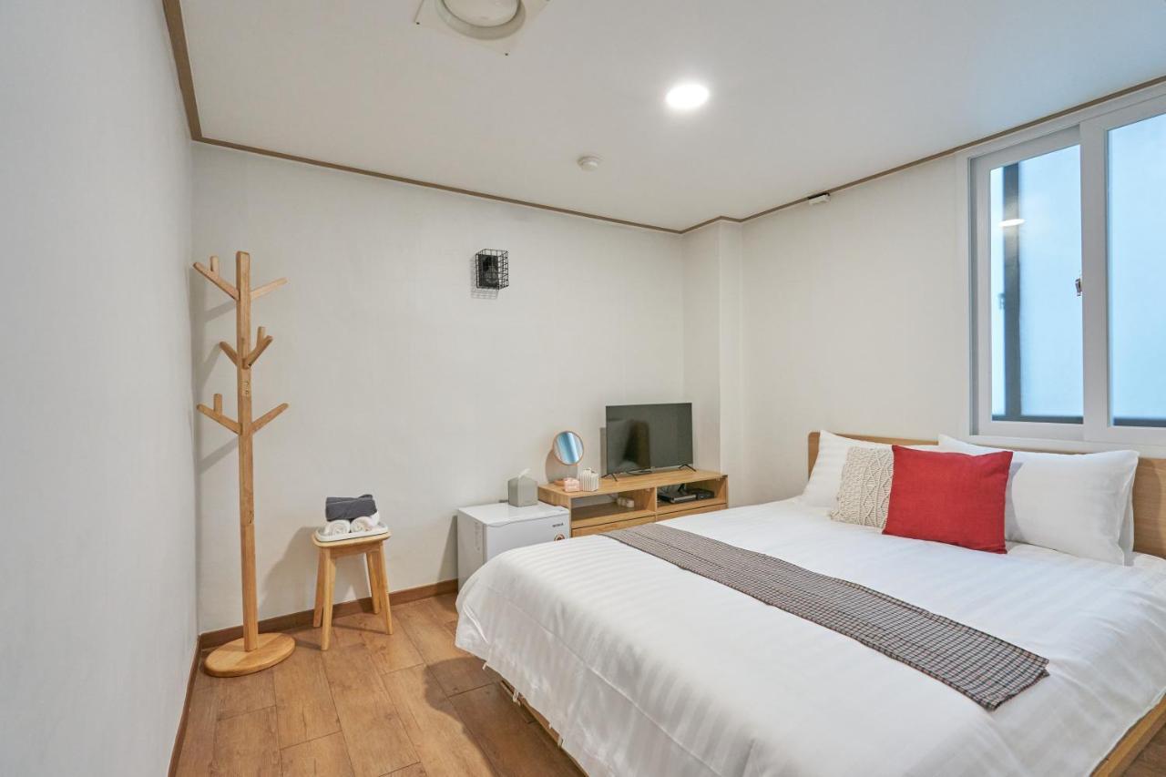 K'Stay Sinchon Сеул Экстерьер фото