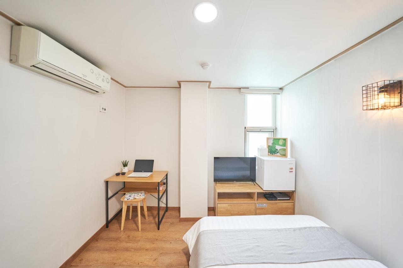 K'Stay Sinchon Сеул Экстерьер фото