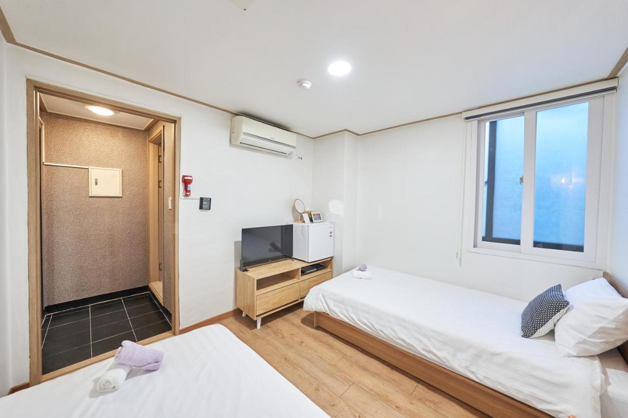 K'Stay Sinchon Сеул Экстерьер фото